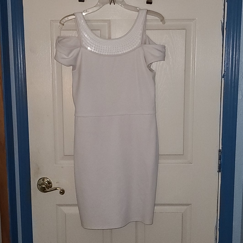 WHITE SEQUIN ARMANI EXCHANGE MIDI DRESS